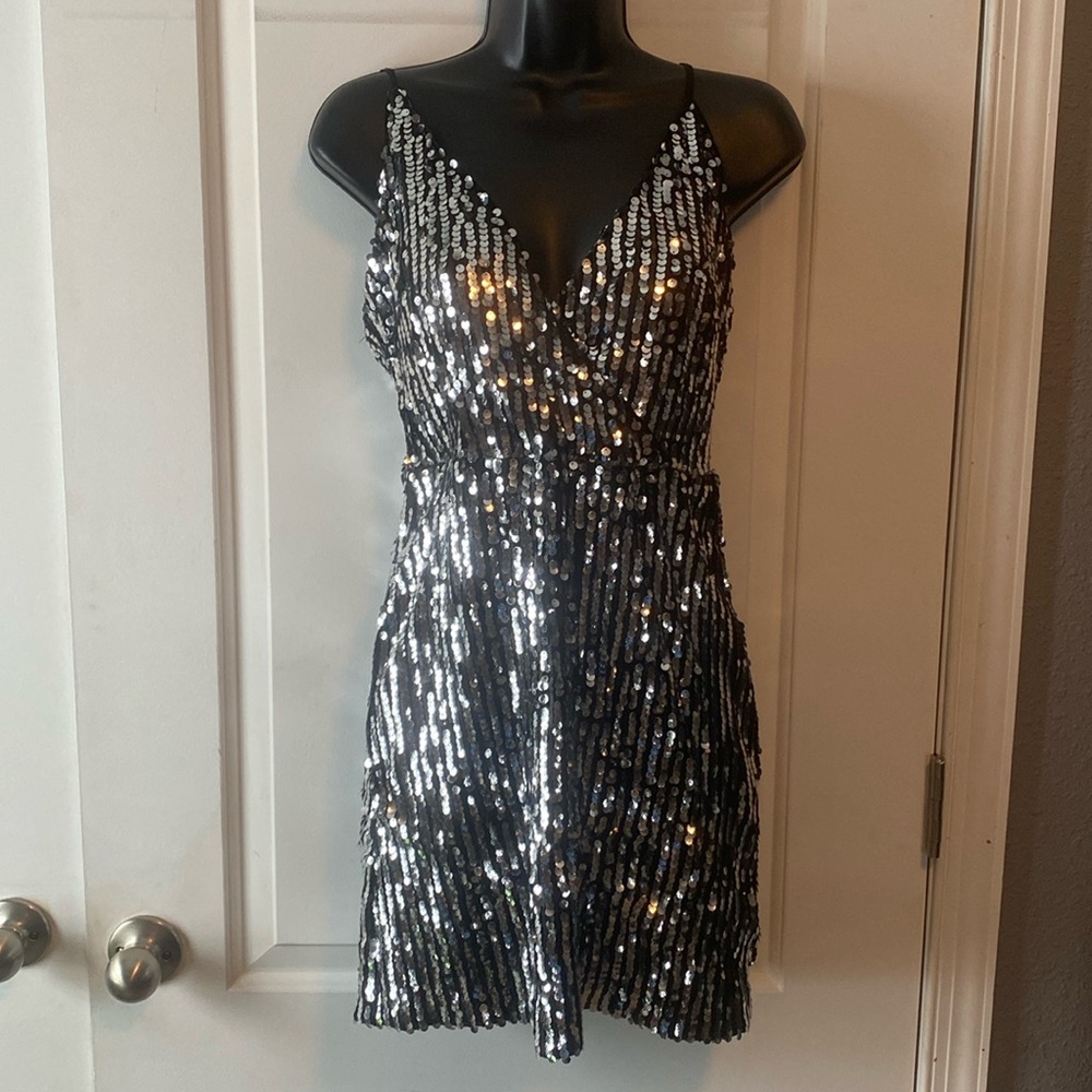 Lulus sequence mini dress / cocktail dress.